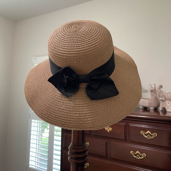 SHEIN Black and Brown Straw Hat - Picture 1 of 5